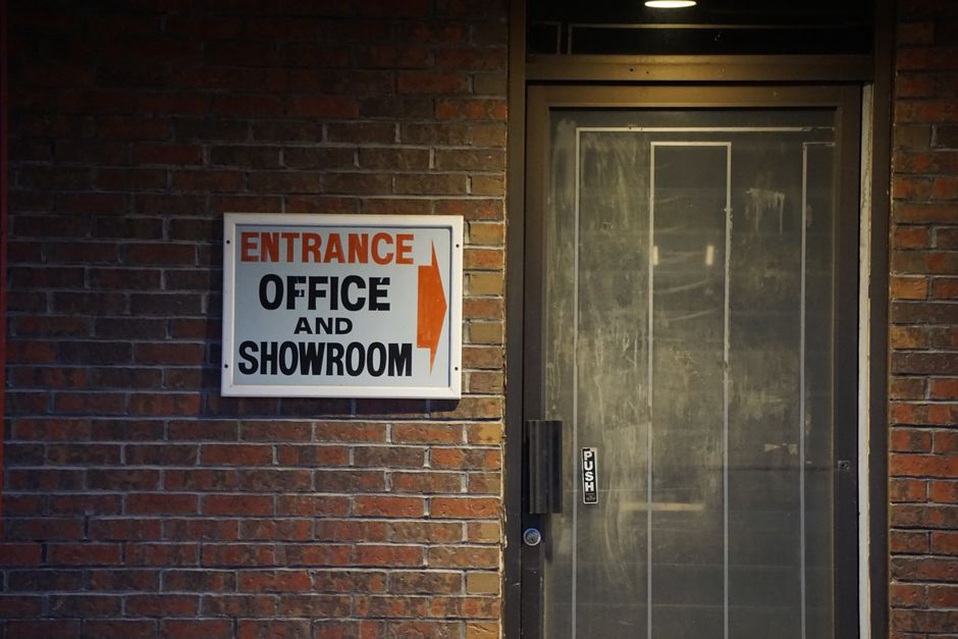 signalétique et agencement d'un showroom