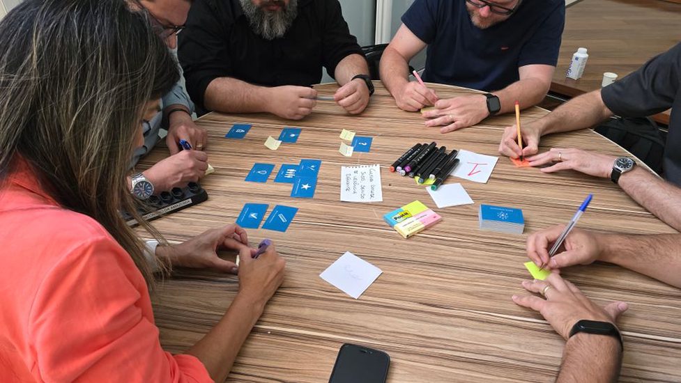 Matériel d’atelier organisé à portée de main