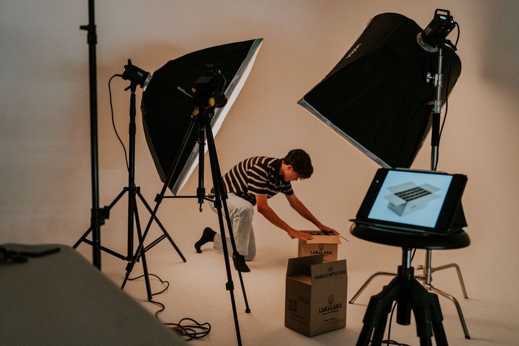 Un produit photographié avec ses coloris disponibles